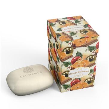 Scatola Cubica Natalizia con 3 saponette Arancio cannella da 150 gr. Scatola Cubica Natalizia con 3 saponette Arancio cannella da 150 gr.