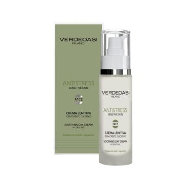 Crema Lenitiva Idratante Giorno Verdeoasi con Jaluronico e Liquirizia 50 ml. Crema Lenitiva Idratante Giorno Verdeoasi con Jaluronico e Liquirizia 50 ml.